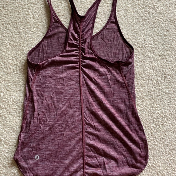 Lululemon Razorback Tank - Picture 3 of 4
